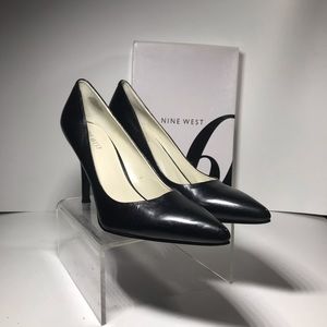 NWB Nine West Black Leather Pump W8.5 3”Heel